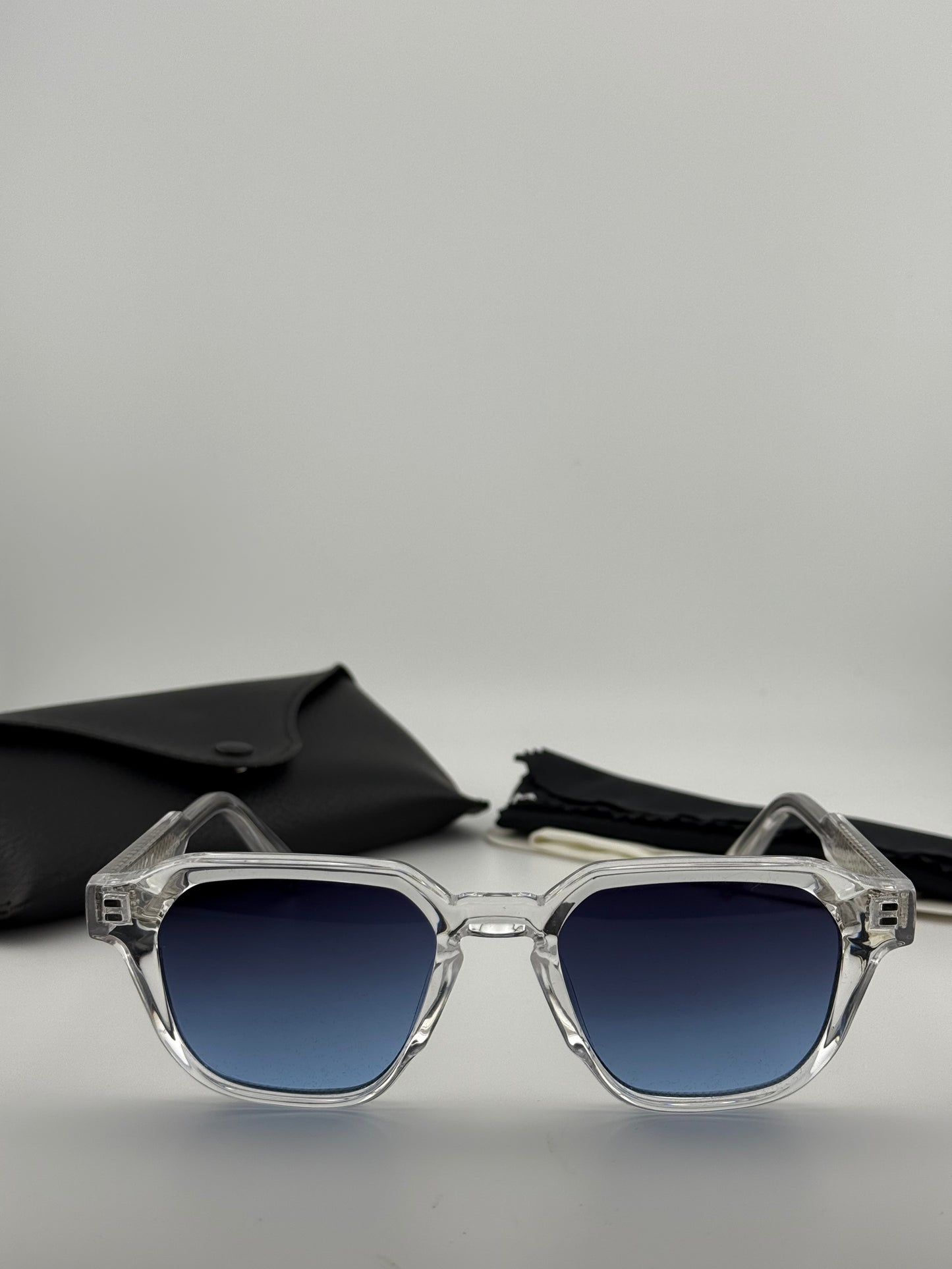 Luxe Breeze