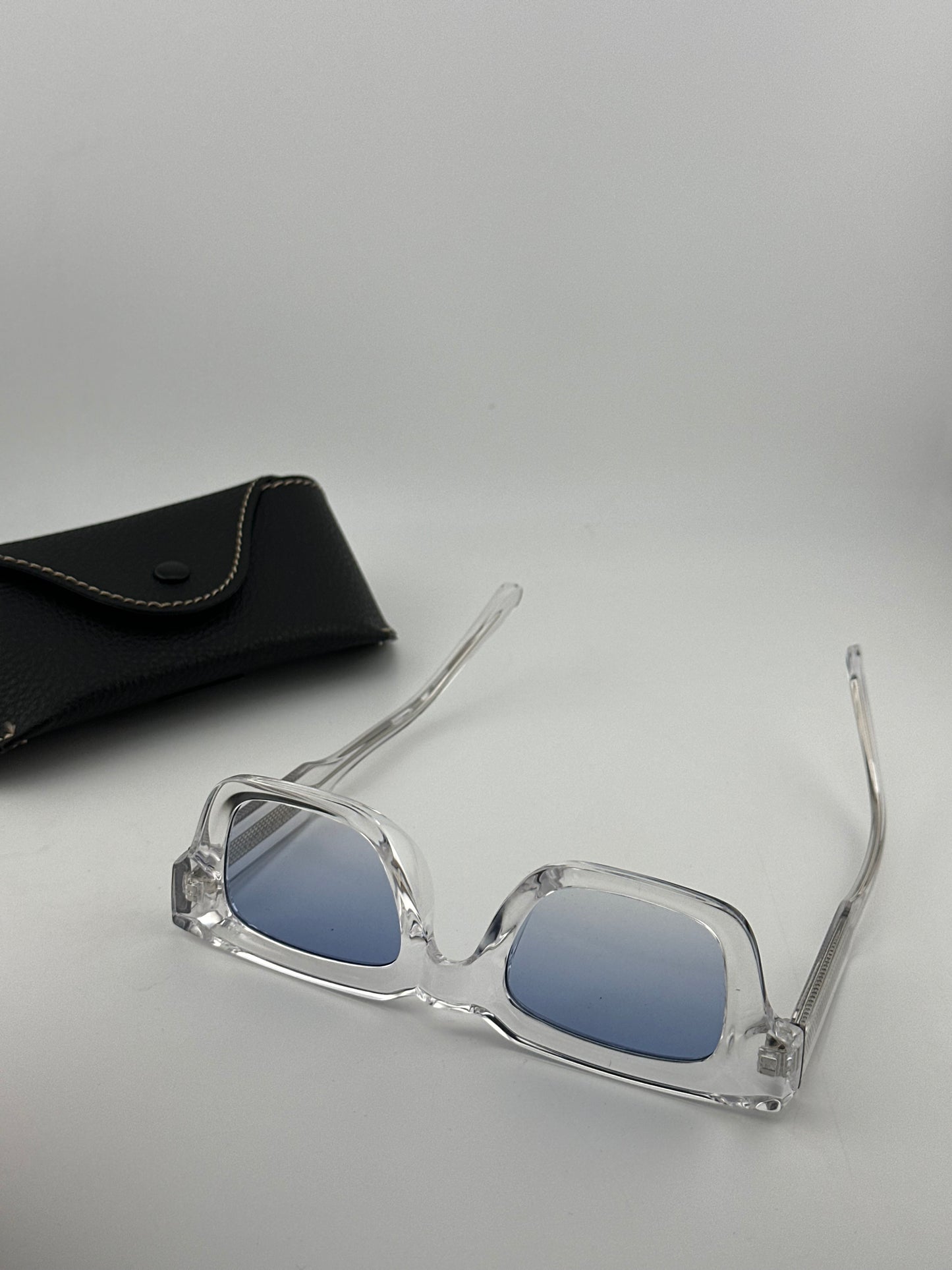 Ayris Blue