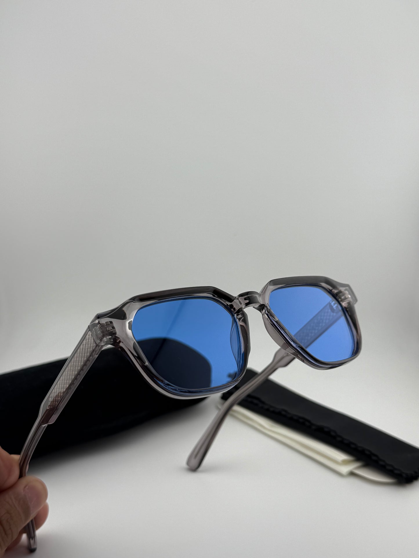 Nocturne Blue
